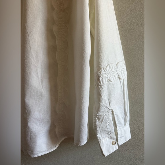 NWT m.i.h White Scalloped Button Dow Blouse, Delicate, Feminine, Size Medium - Picture 14 of 16